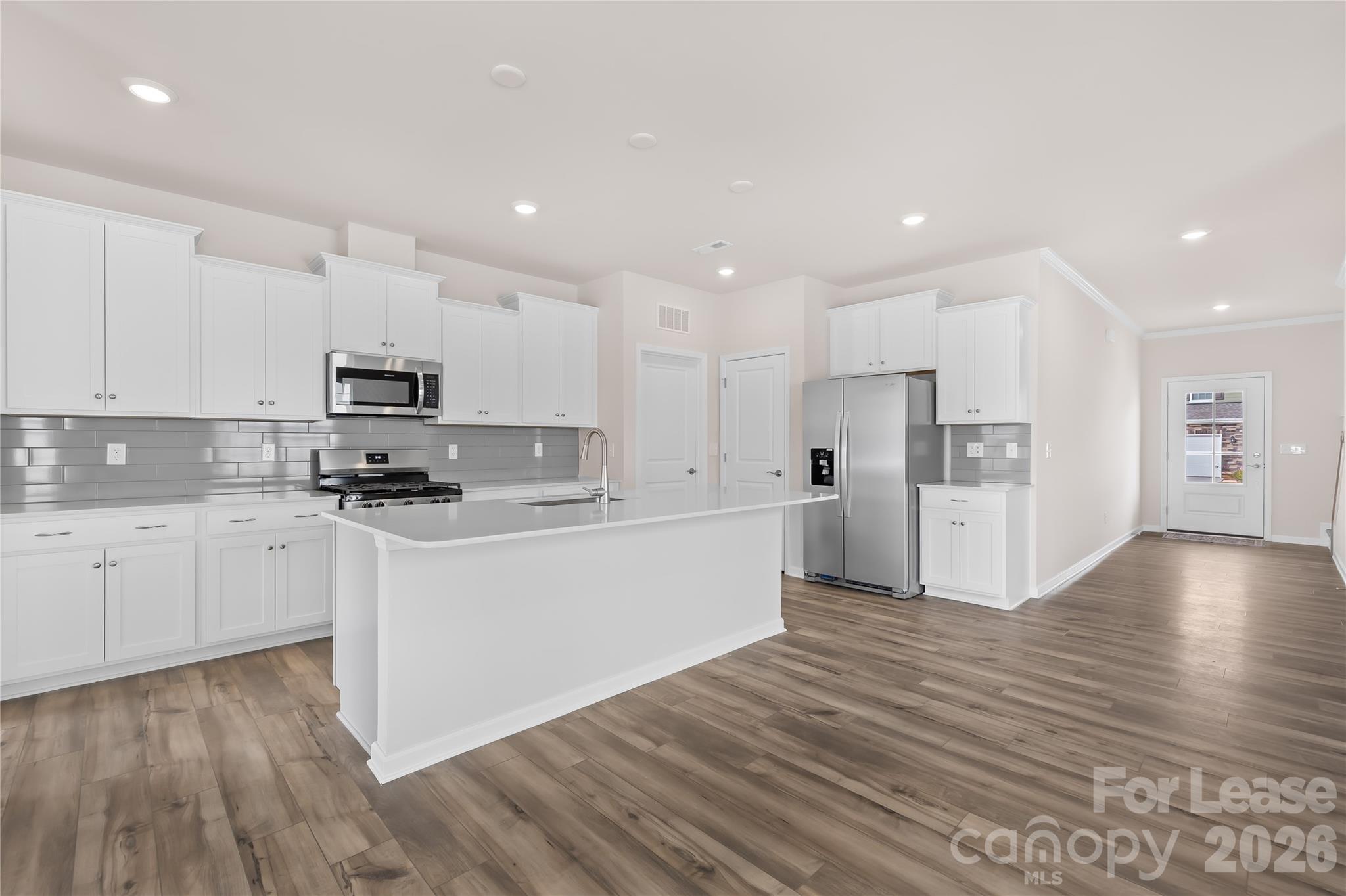 Redhawk - Residential Lease