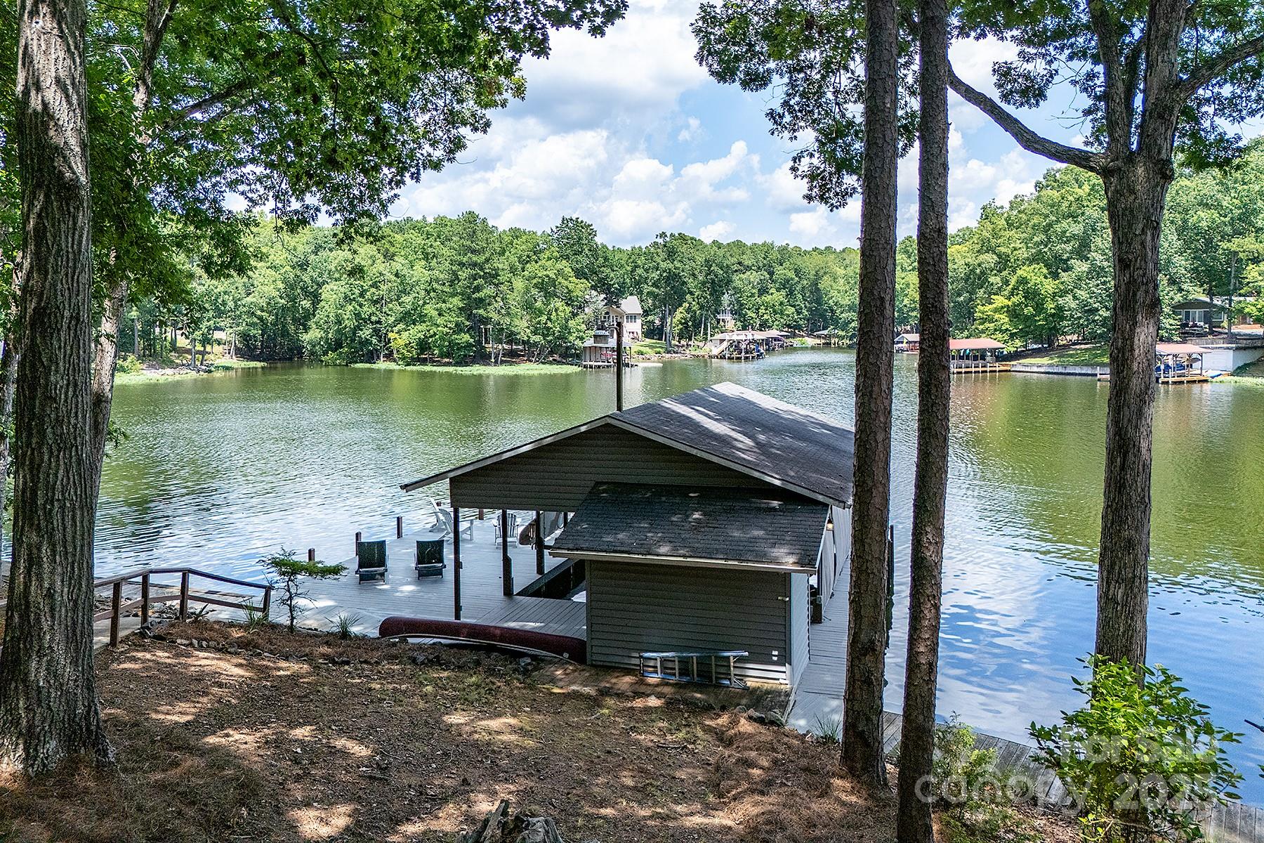 550 Deerfield Road