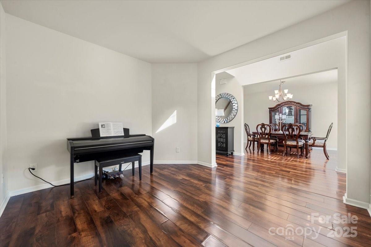 1403 Rosemont Drive