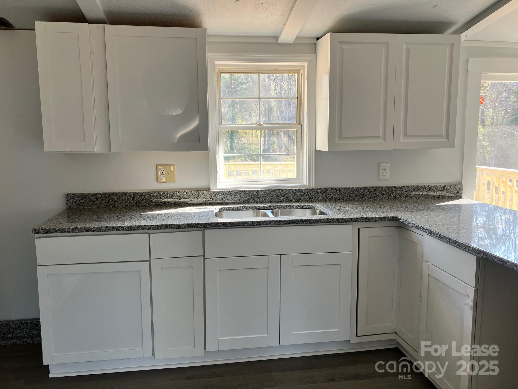 Kings Mountain, North Carolina 28086, United States, 3 Bedrooms Bedrooms, ,2 BathroomsBathrooms,Residential,Active,91617