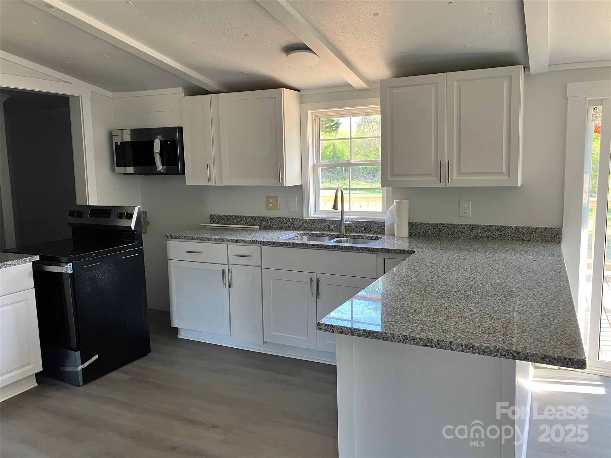 Kings Mountain, North Carolina 28086, United States, 3 Bedrooms Bedrooms, ,2 BathroomsBathrooms,Residential,Active,91617