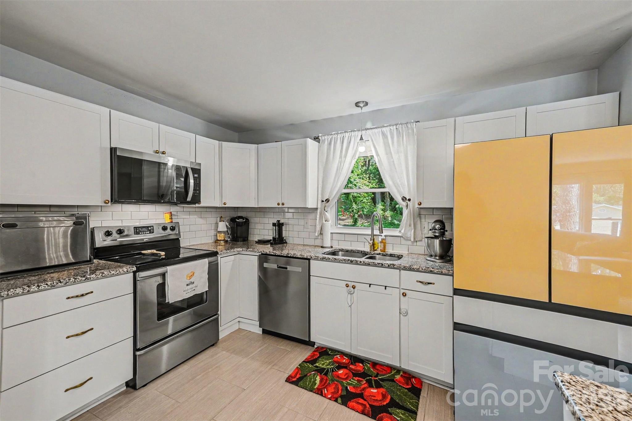 Mcclintock Woods - Residential