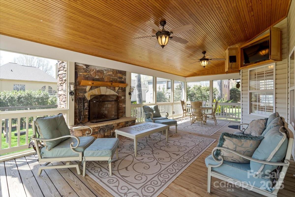 Macaulay - Residential