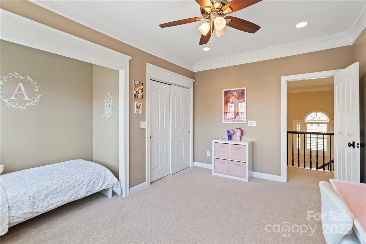 Macaulay - Residential