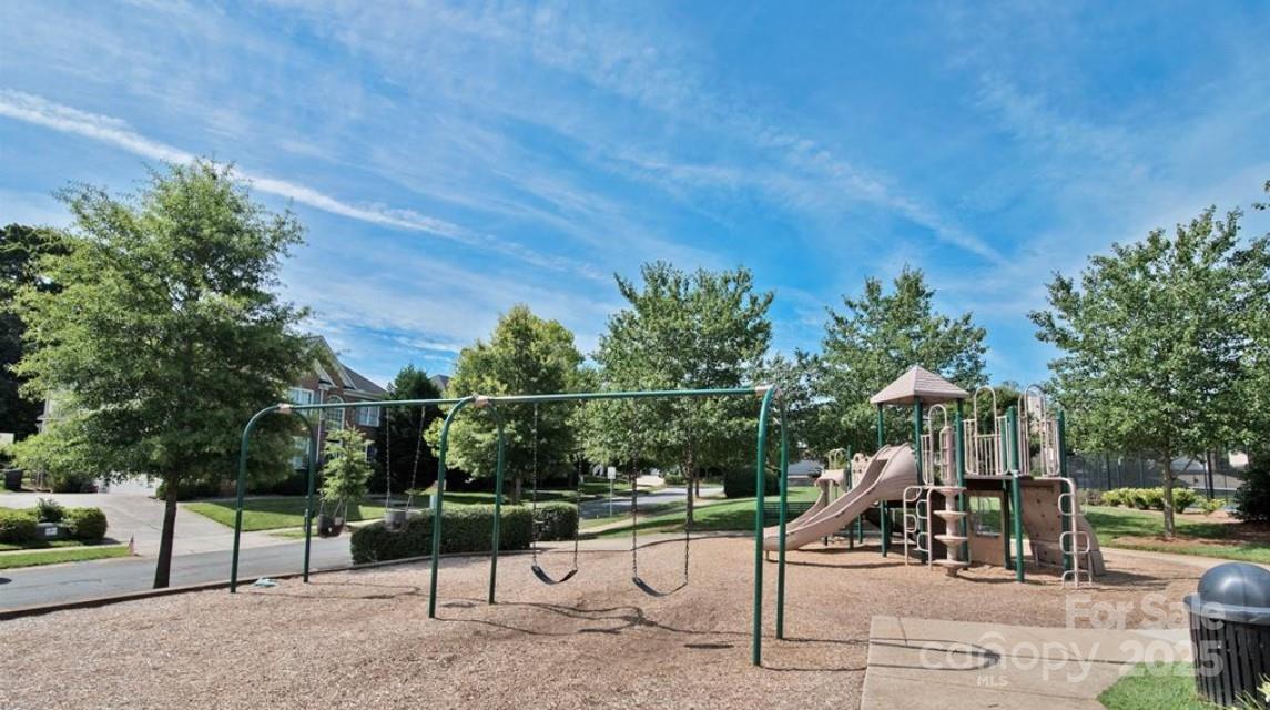 Macaulay - Residential