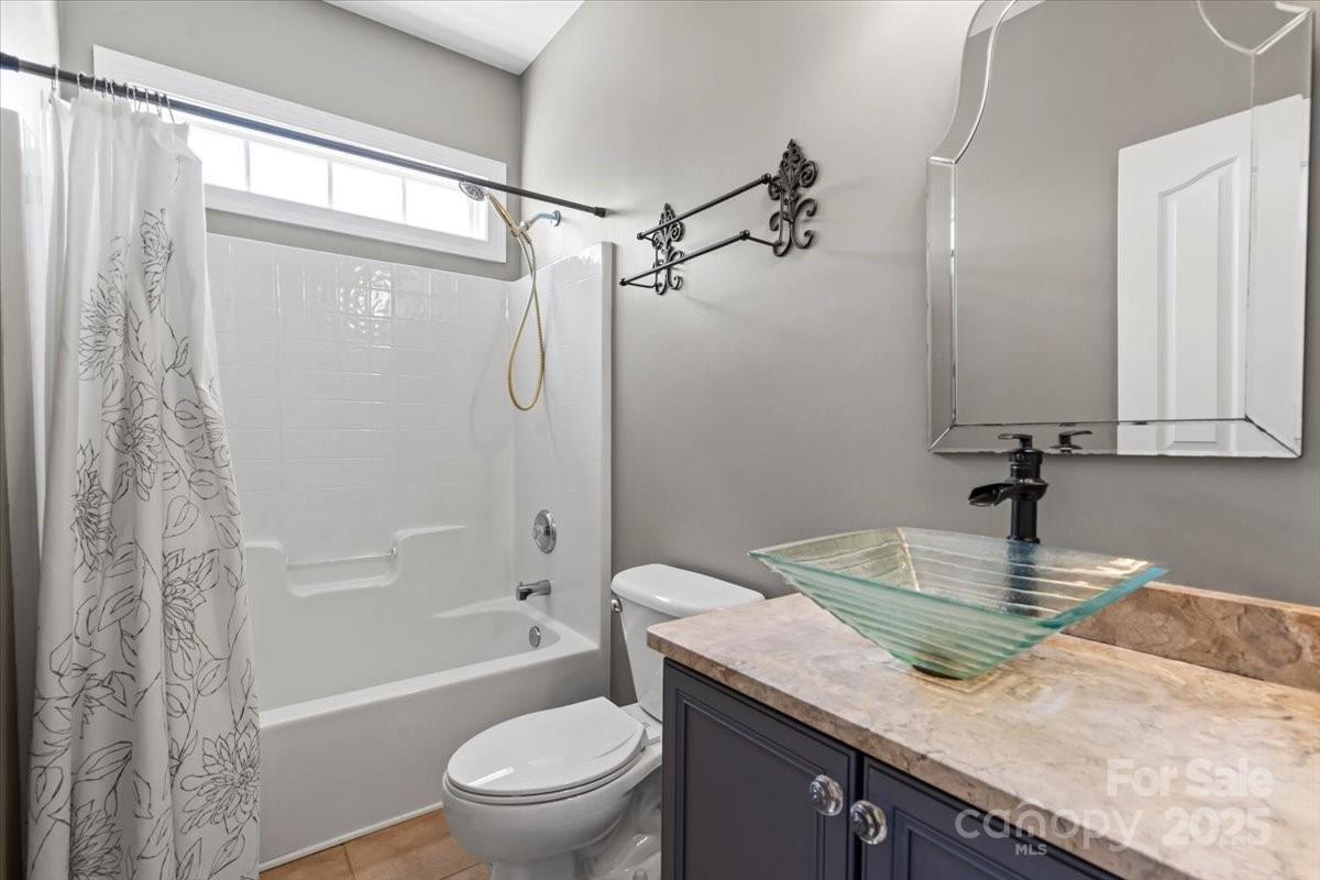 Macaulay - Residential