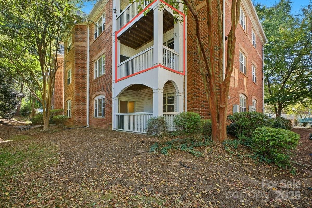 5617 Fairview Road #6
