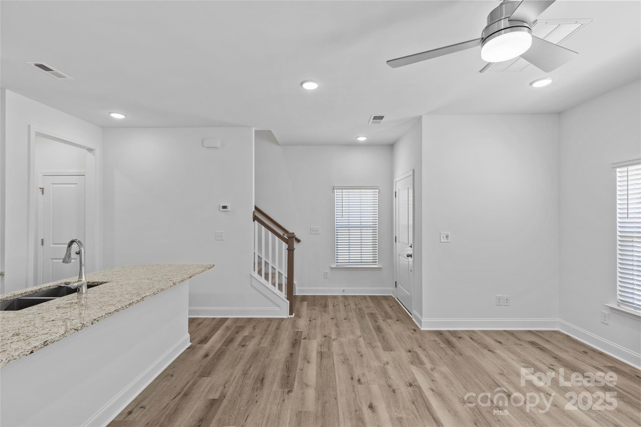 Matthews, North Carolina 28105, United States, 3 Bedrooms Bedrooms, ,3 BathroomsBathrooms,Residential,Active,184640