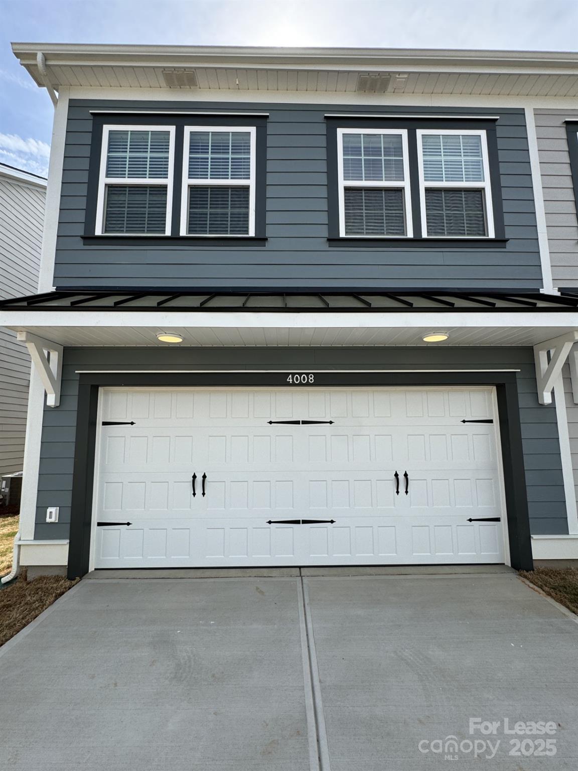 Matthews, North Carolina 28105, United States, 3 Bedrooms Bedrooms, ,3 BathroomsBathrooms,Residential,Active,184640