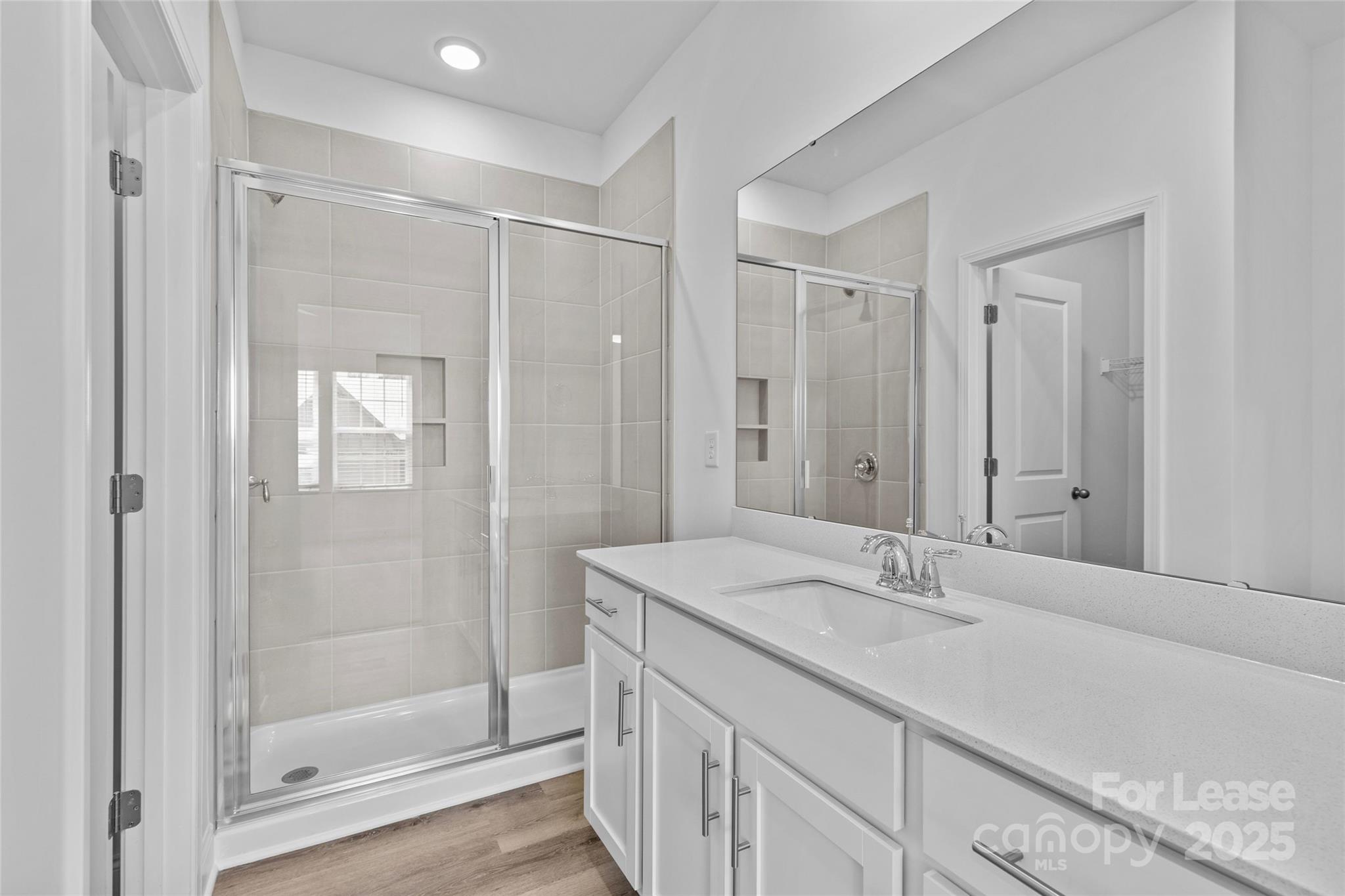 Matthews, North Carolina 28105, United States, 3 Bedrooms Bedrooms, ,3 BathroomsBathrooms,Residential,Active,184640