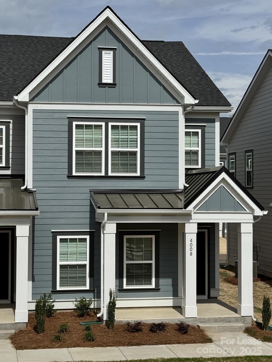 Matthews, North Carolina 28105, United States, 3 Bedrooms Bedrooms, ,3 BathroomsBathrooms,Residential,Active,184640