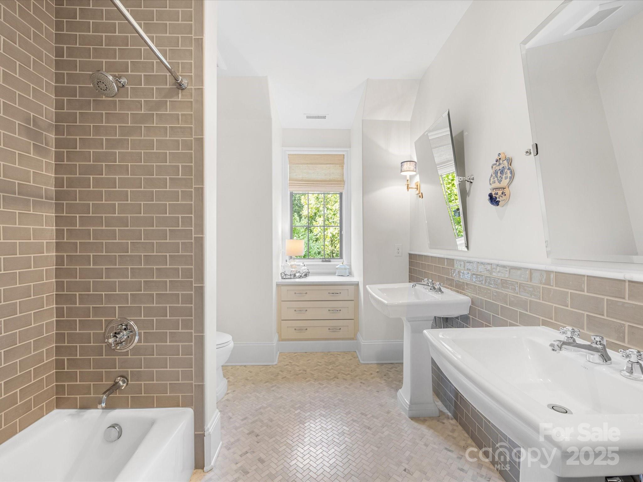 Giverny - Residential