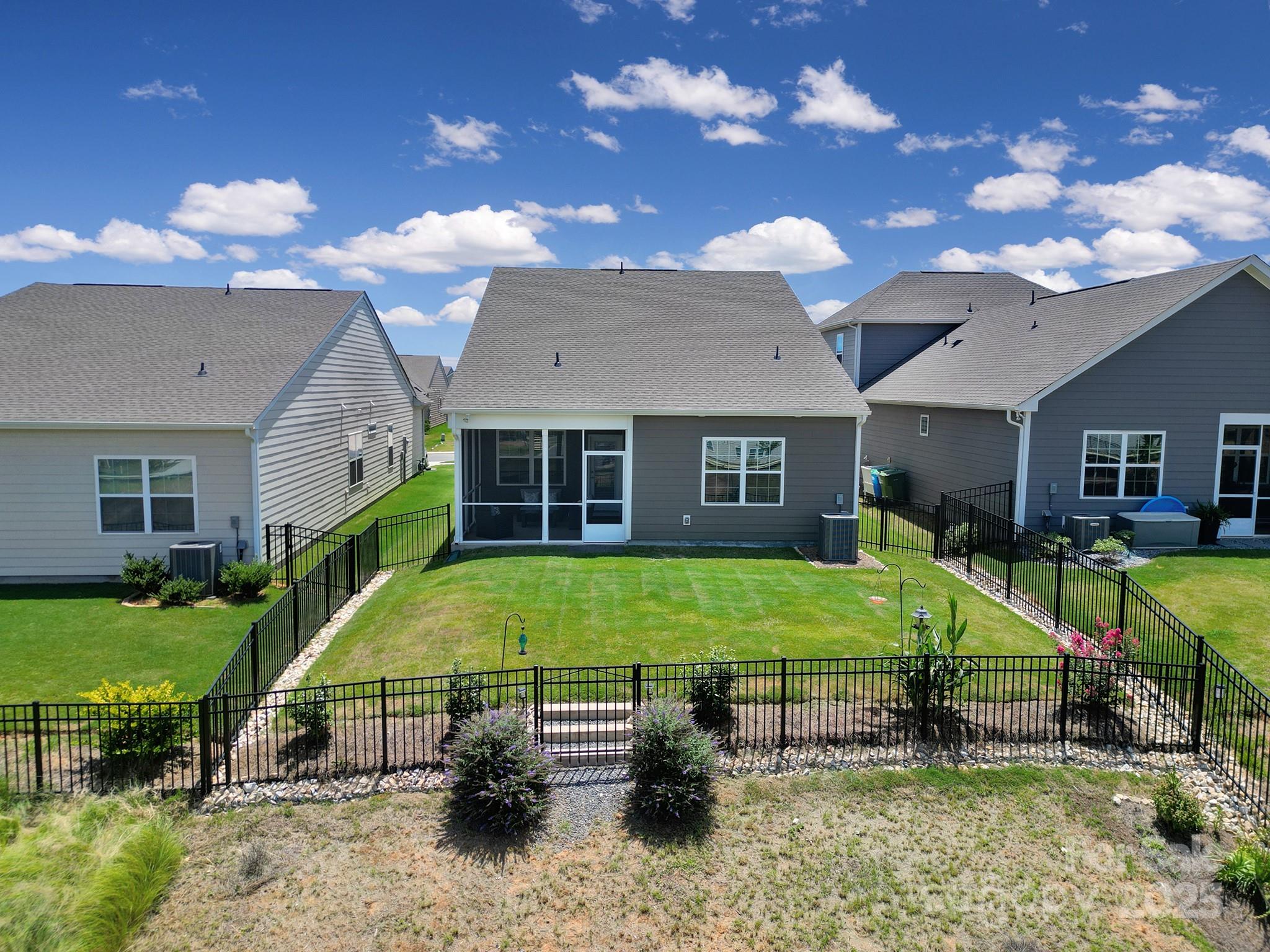 Elizabeth - Residential