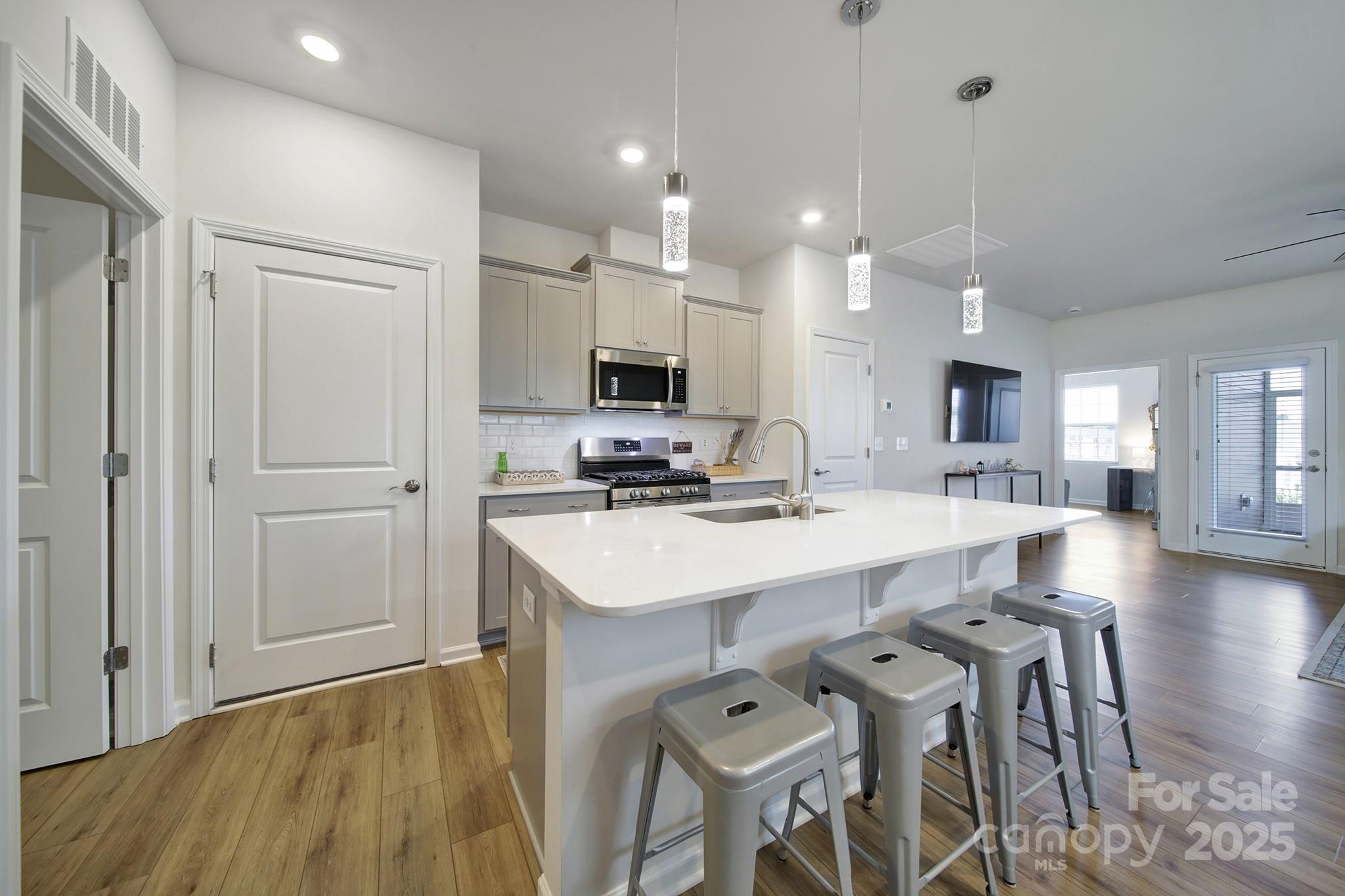 Elizabeth - Residential