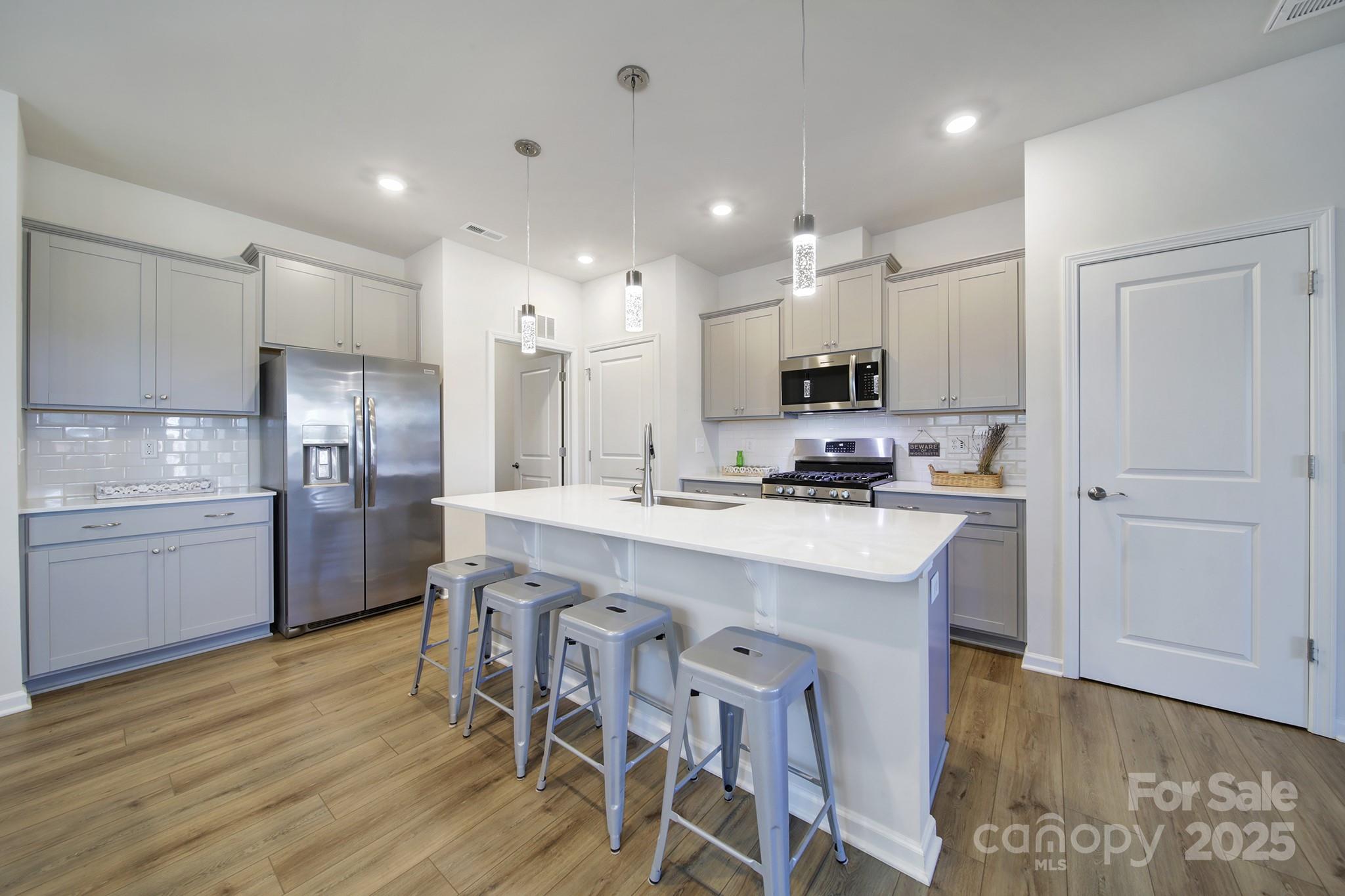 Elizabeth - Residential