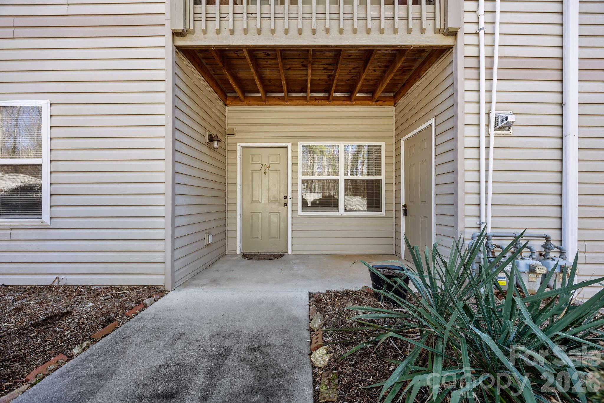704 Carlyle Way