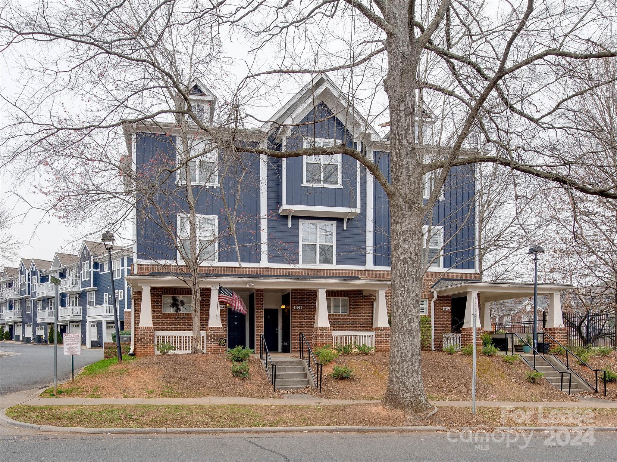 Wesley Heights - Residential Lease