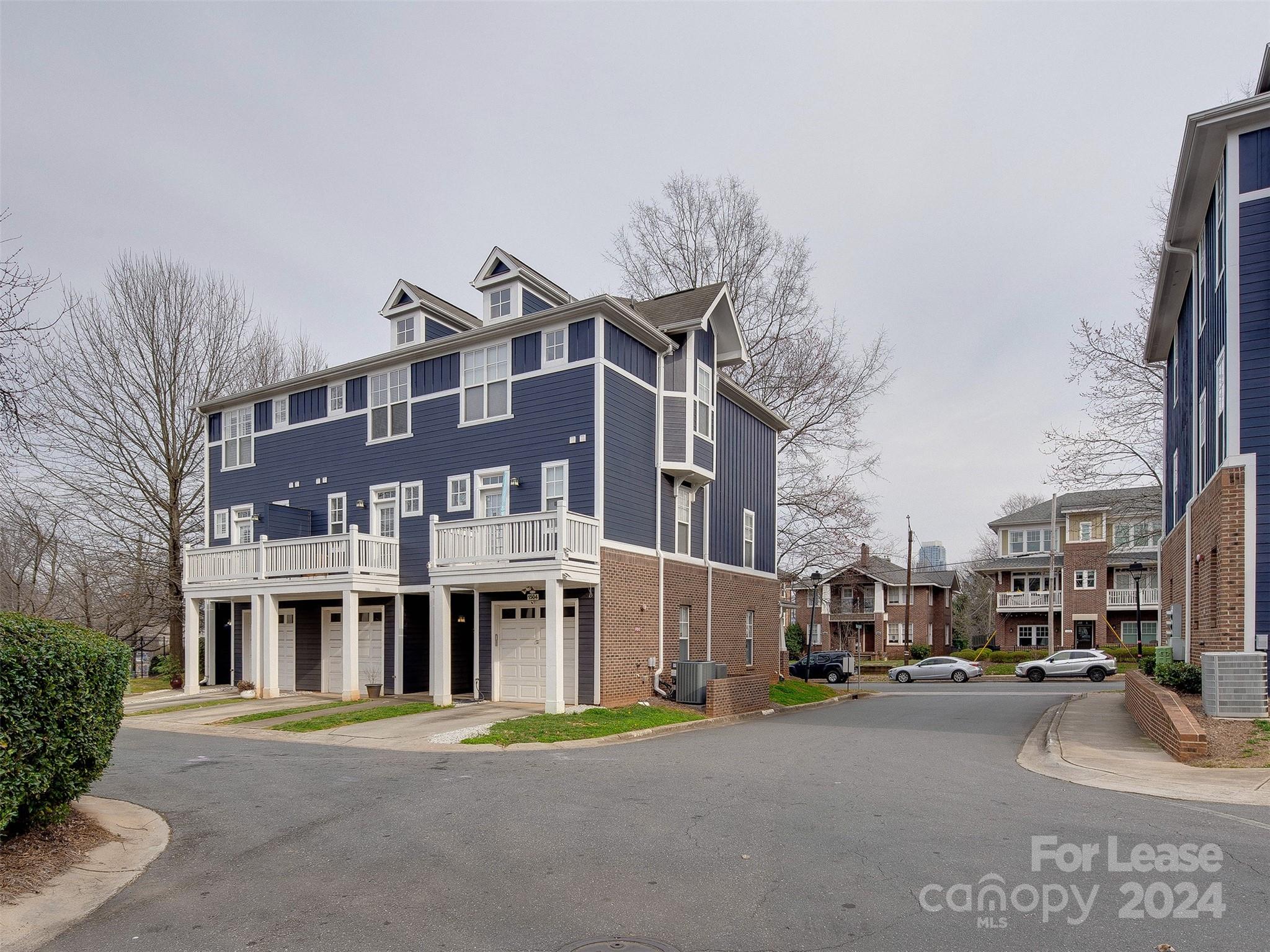 Wesley Heights - Residential Lease