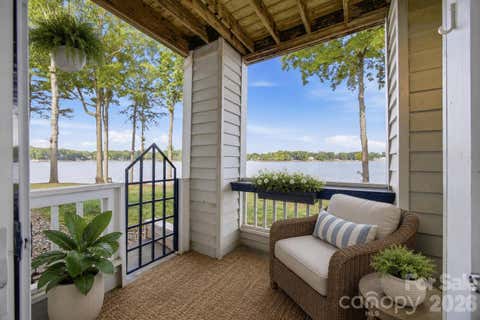 Photo of 913 Southwest Drive, Davidson, NC 28036 (MLS # 4380934)