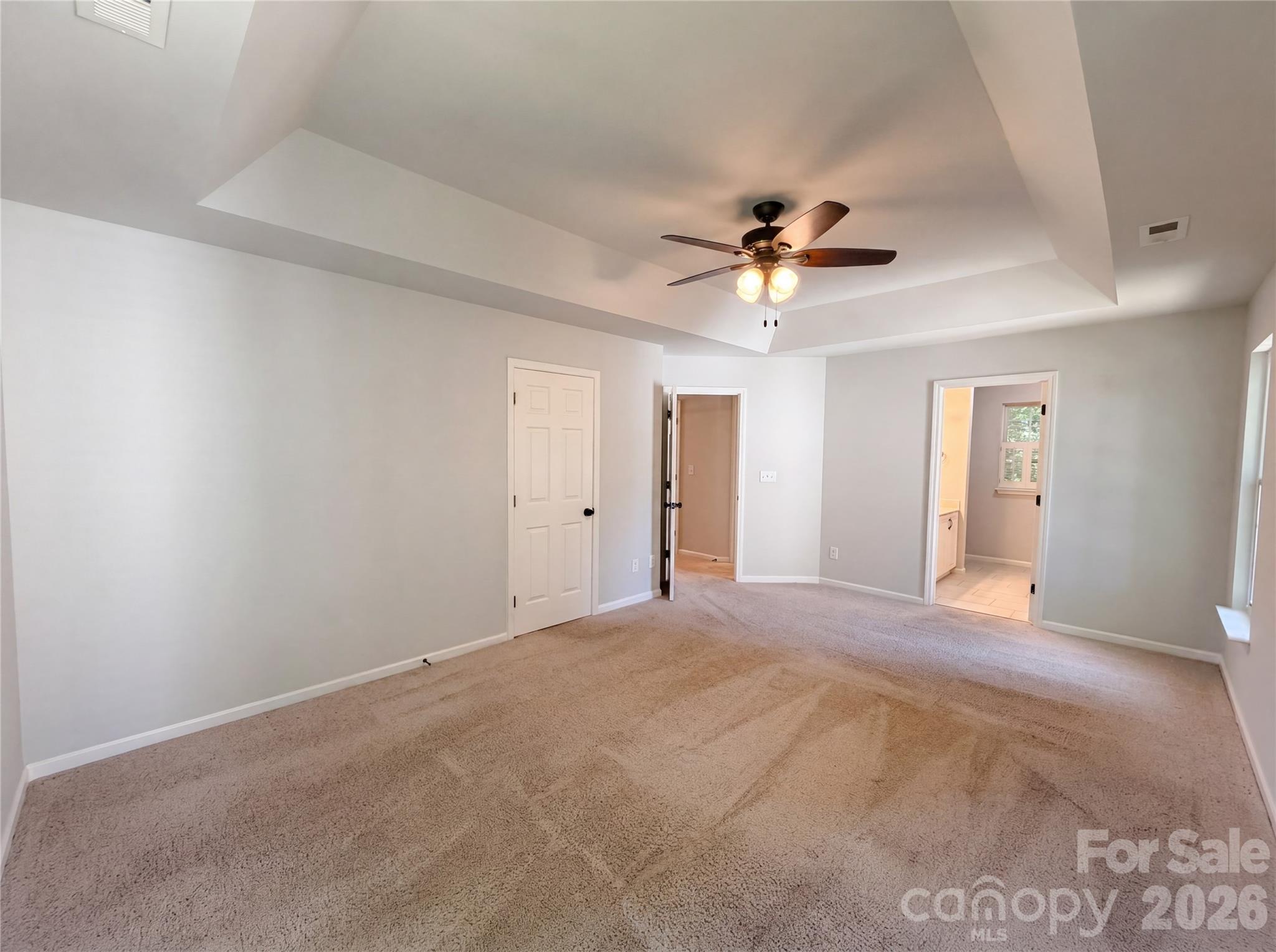 2916 Pinewood Hill Drive