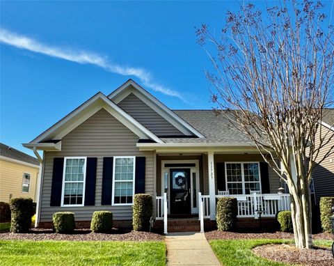 Photo of 11723 Meetinghouse Drive, Cornelius, NC 28031 (MLS # 4359407)