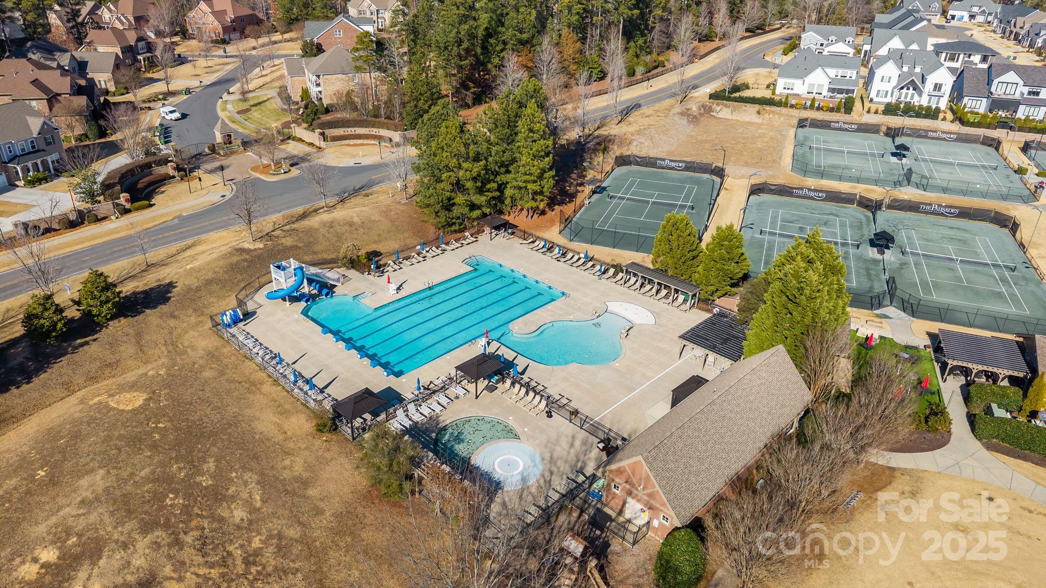 The Palisades - Residential