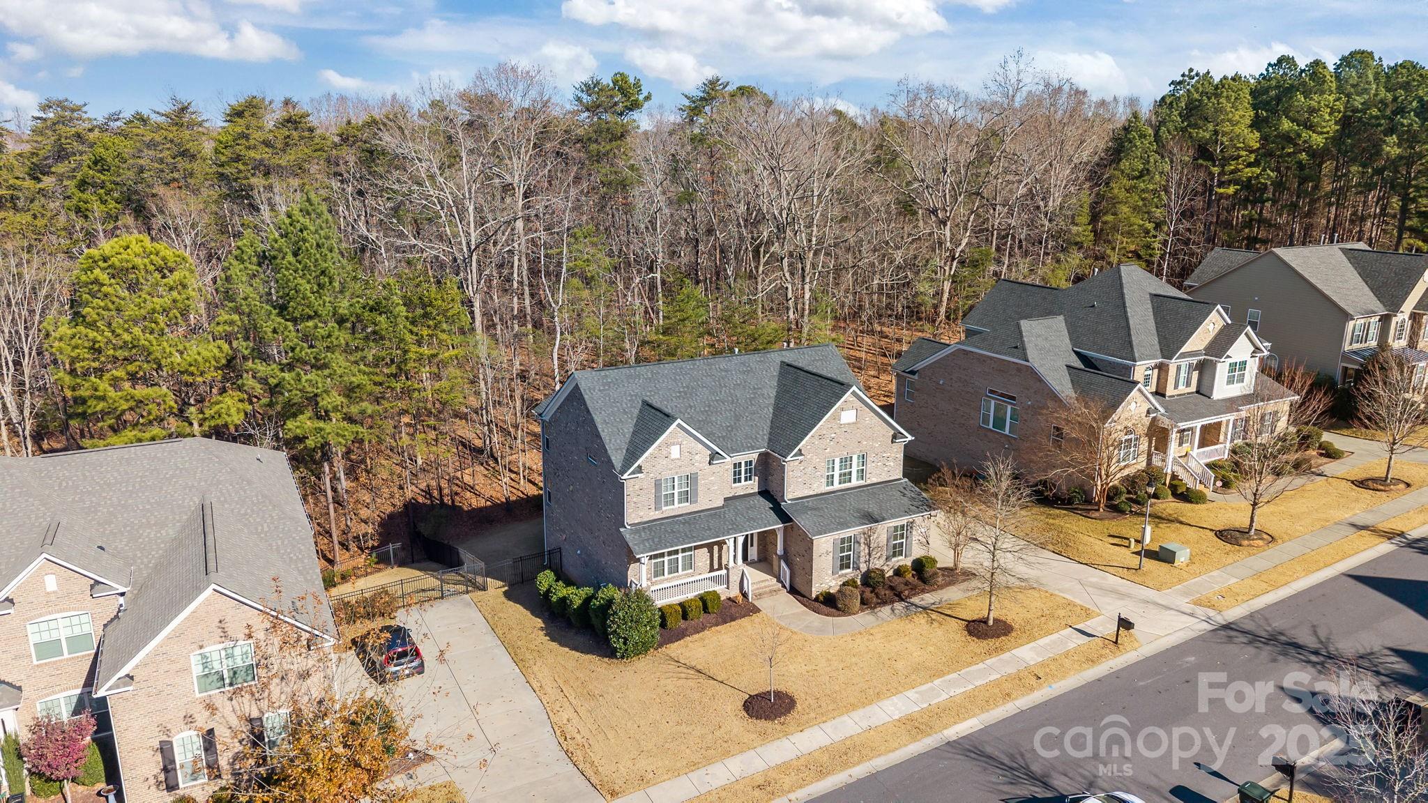 The Palisades - Residential