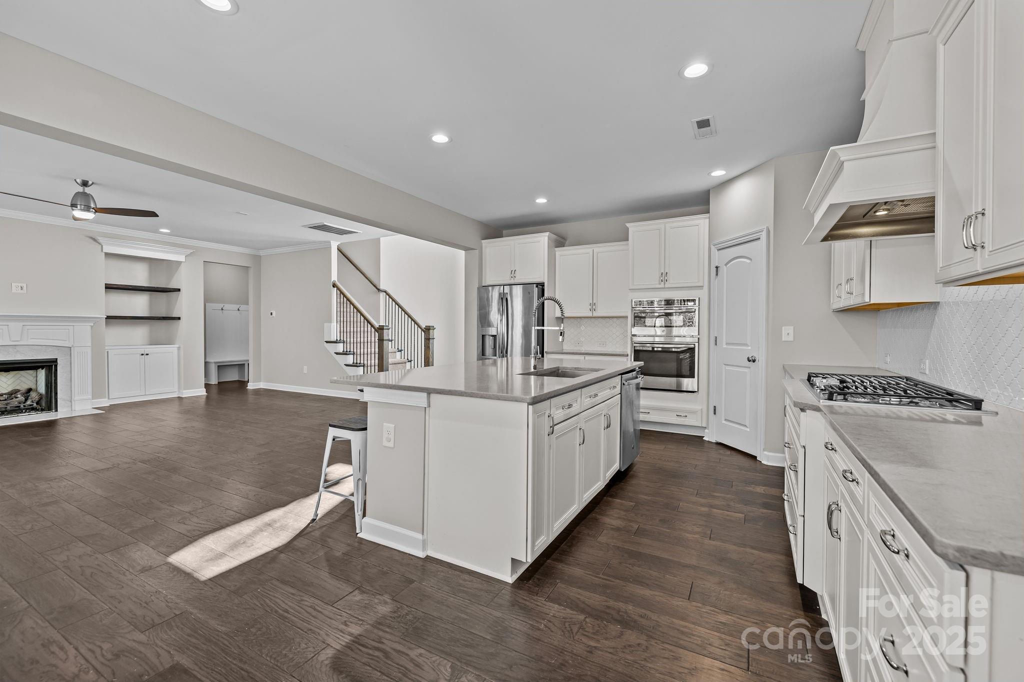 The Palisades - Residential