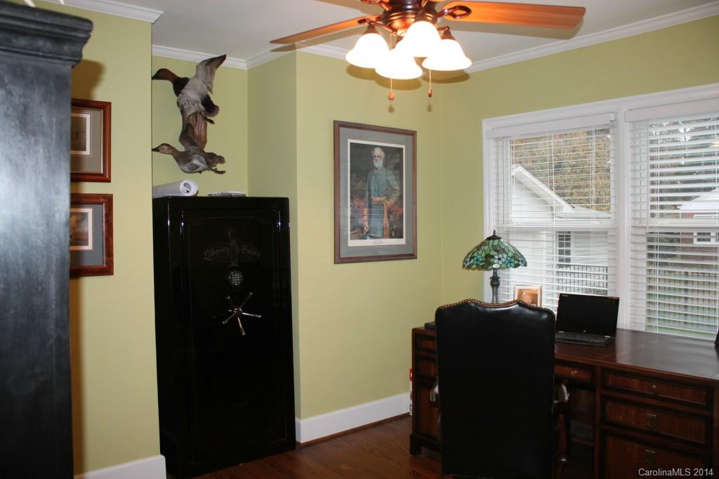 Seventeen Acres - Residential