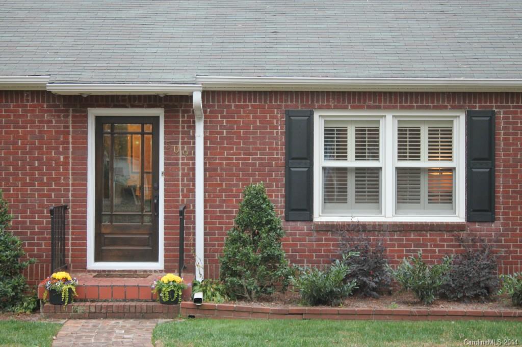 Seventeen Acres - Residential