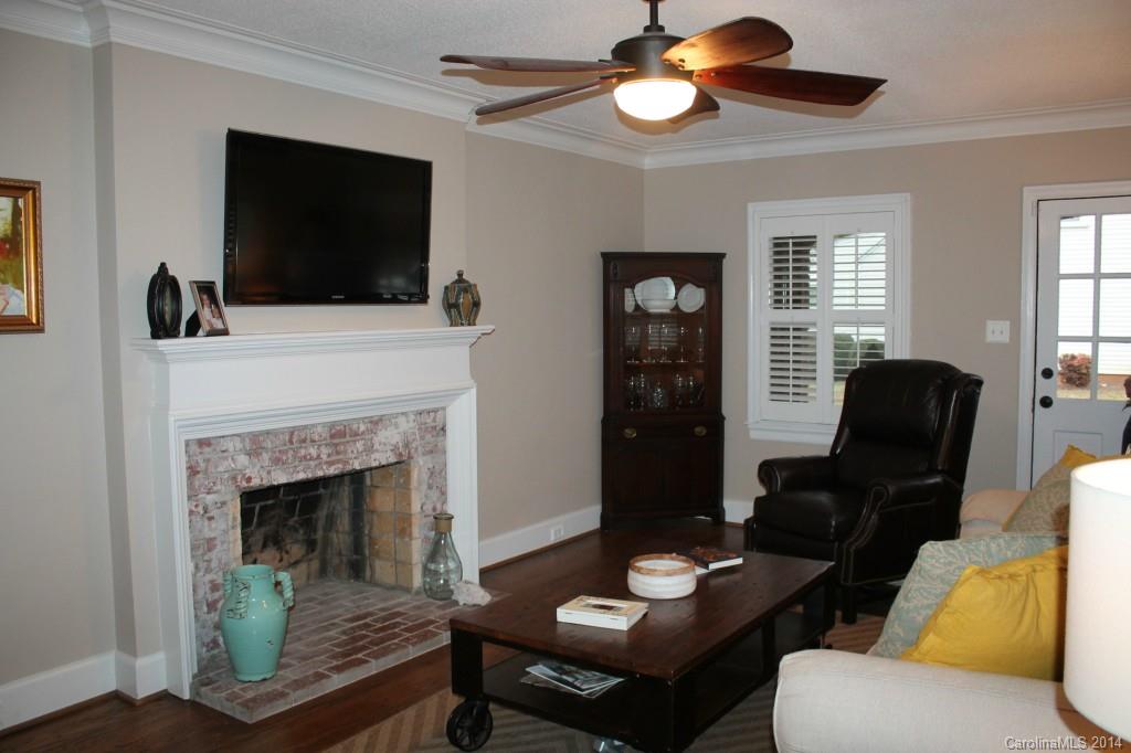 Seventeen Acres - Residential