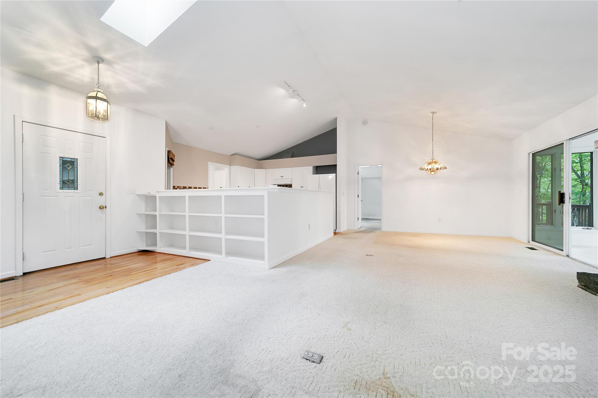 4404 Connestee Trail