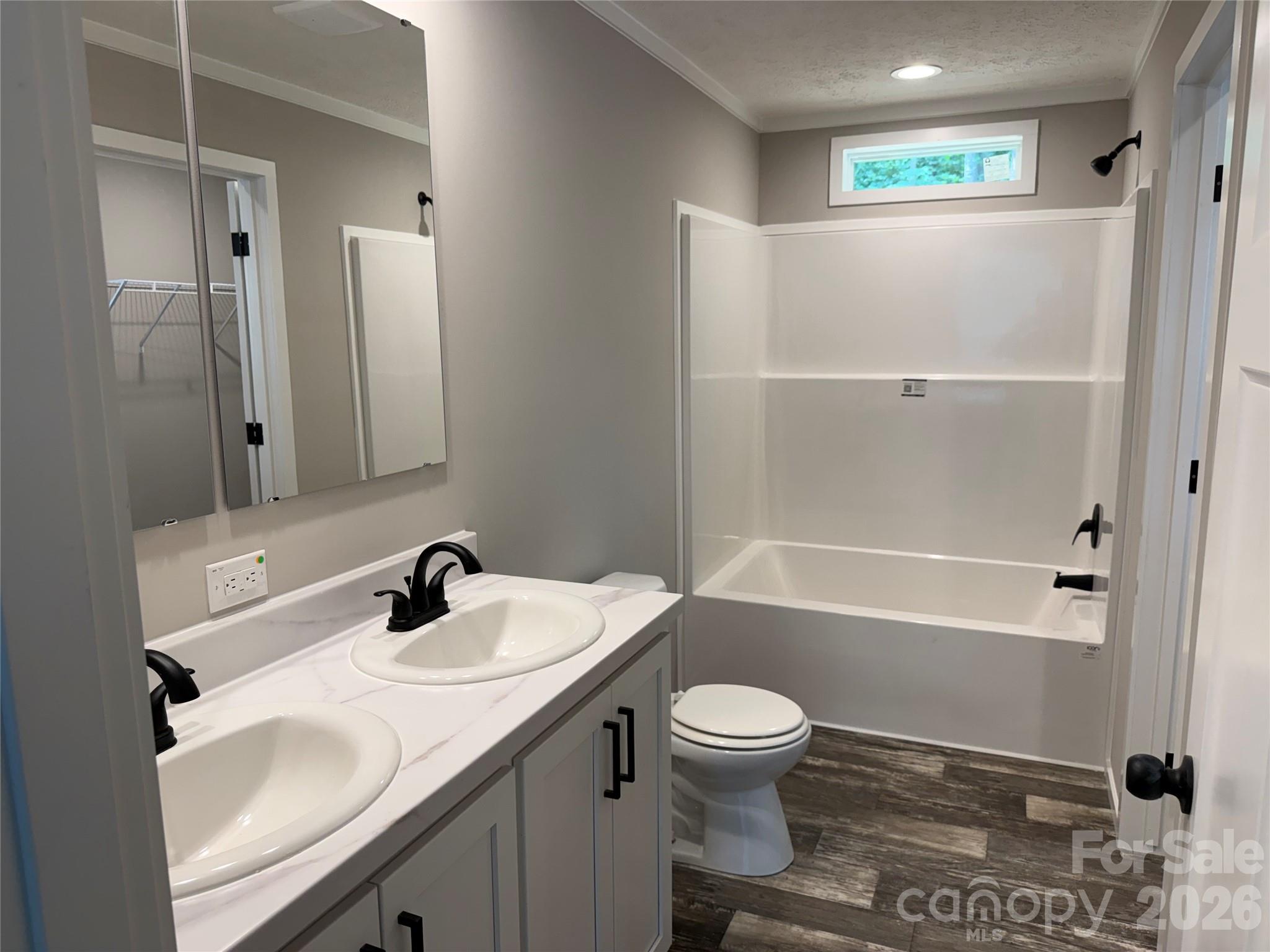 4175 Maple Trail