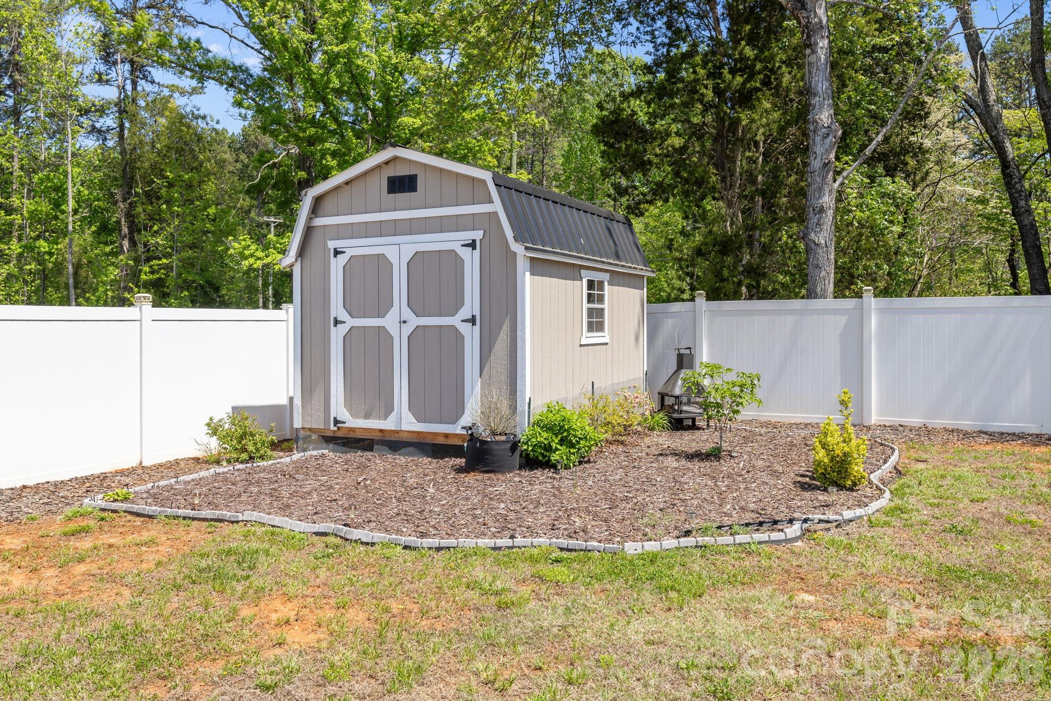 Grace Lee Meadows - Residential