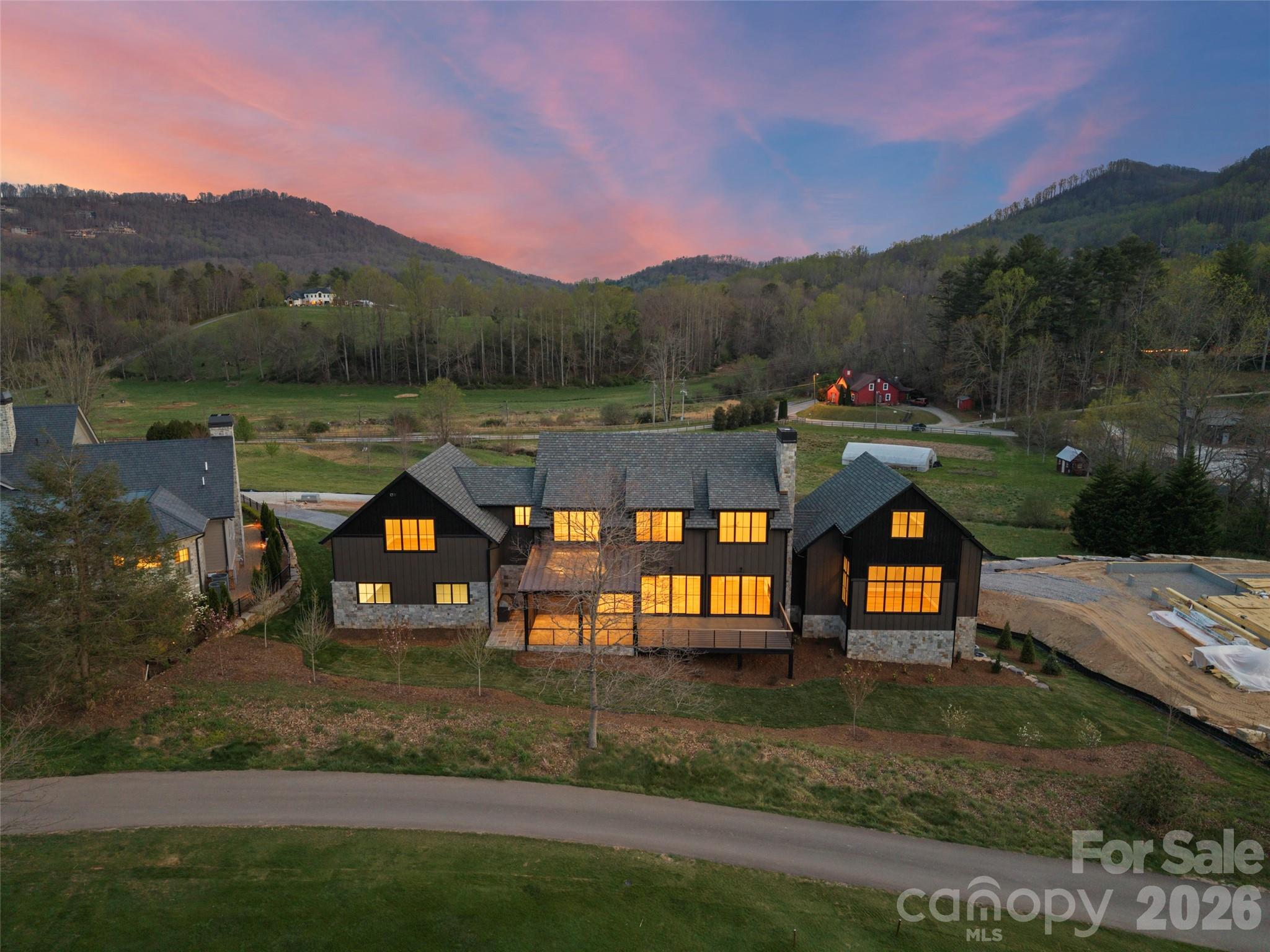 The Cliffs at Walnut Cove - Residential