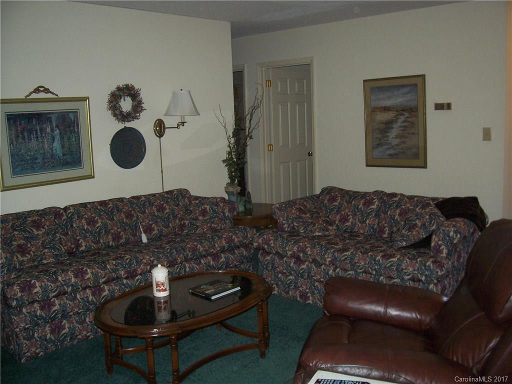 Dogwood Hills - Residential Lease