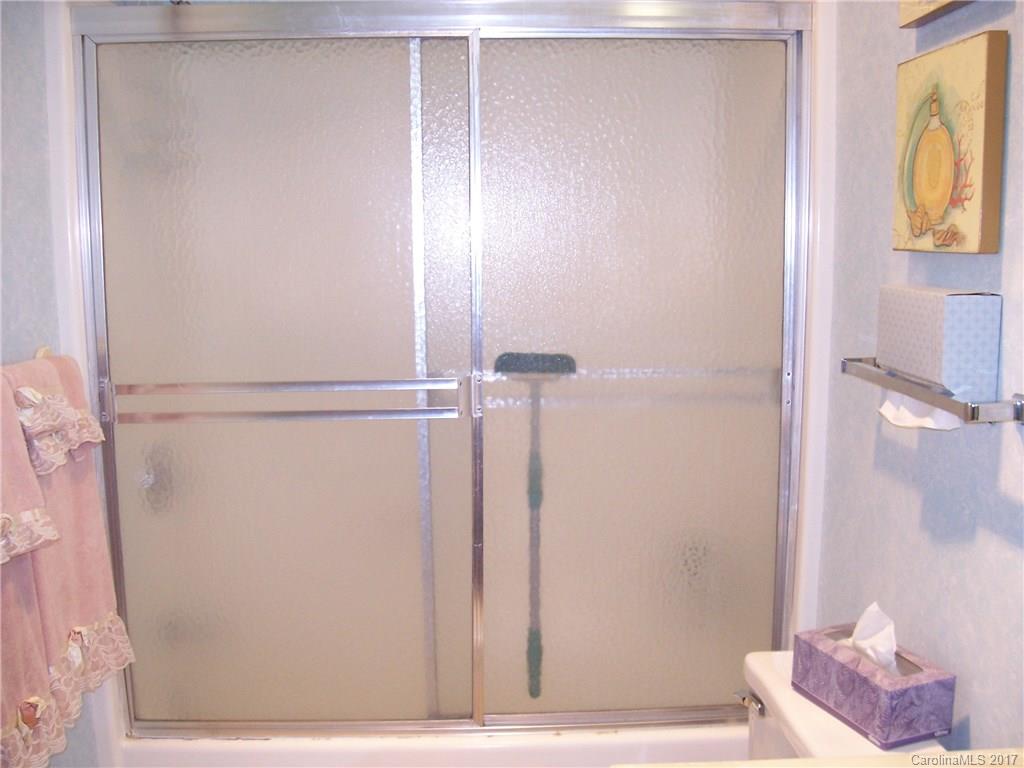 Dogwood Hills - Residential Lease