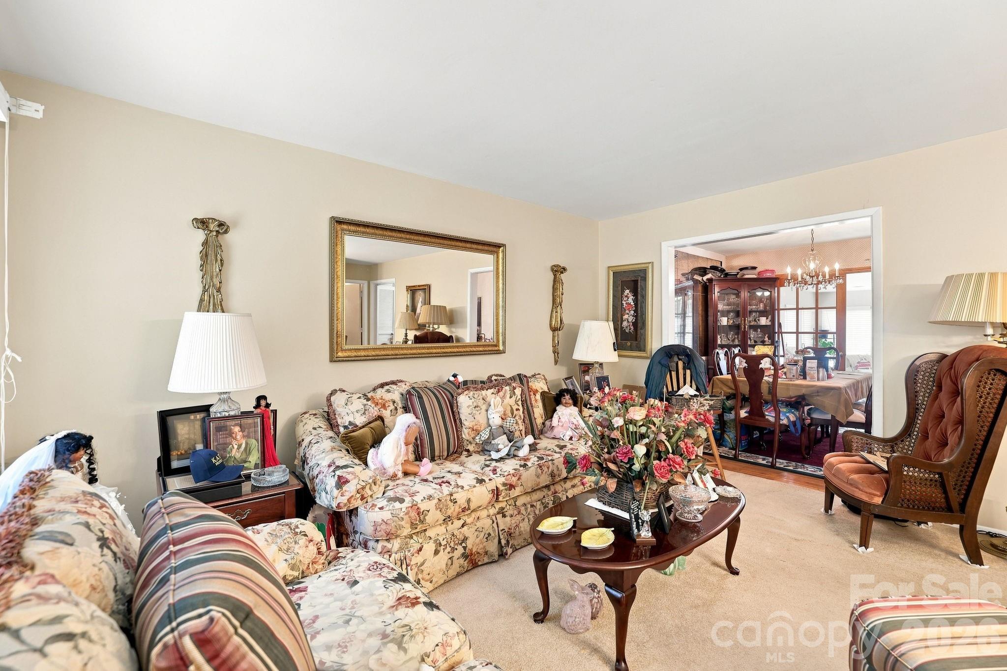 5914 Quiet Cove Court
