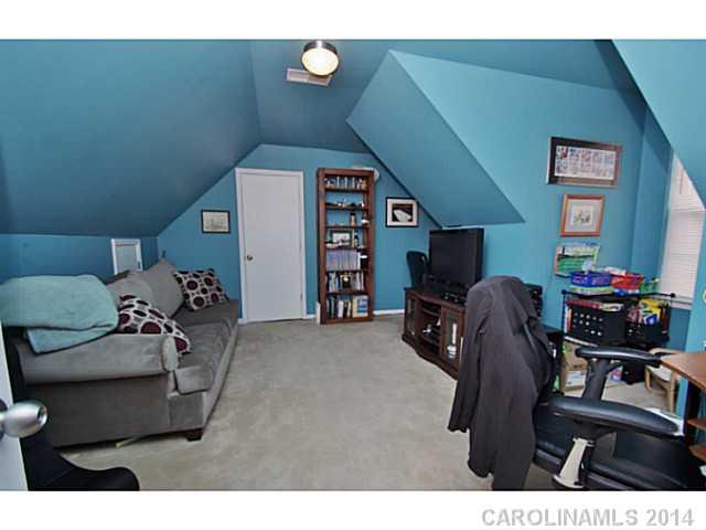 Steele Meadows - Residential