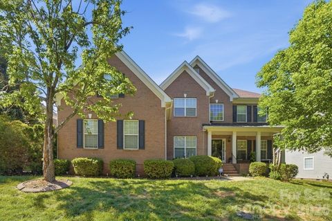 Photo of 8108 Morehouse Drive, Waxhaw, NC 28173 (MLS # 4365988)