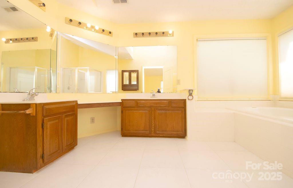 Cameron Wood - Residential