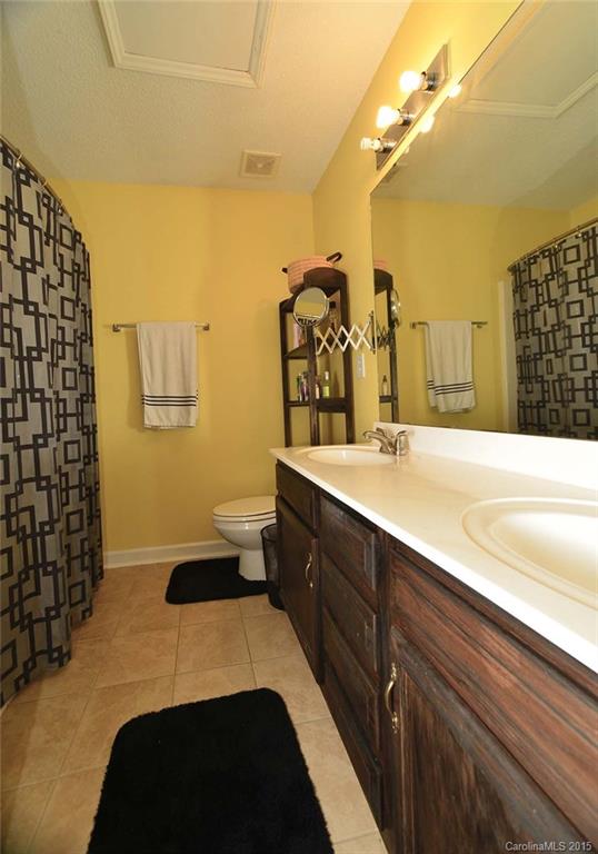 Mcdowell Meadows - Residential Lease