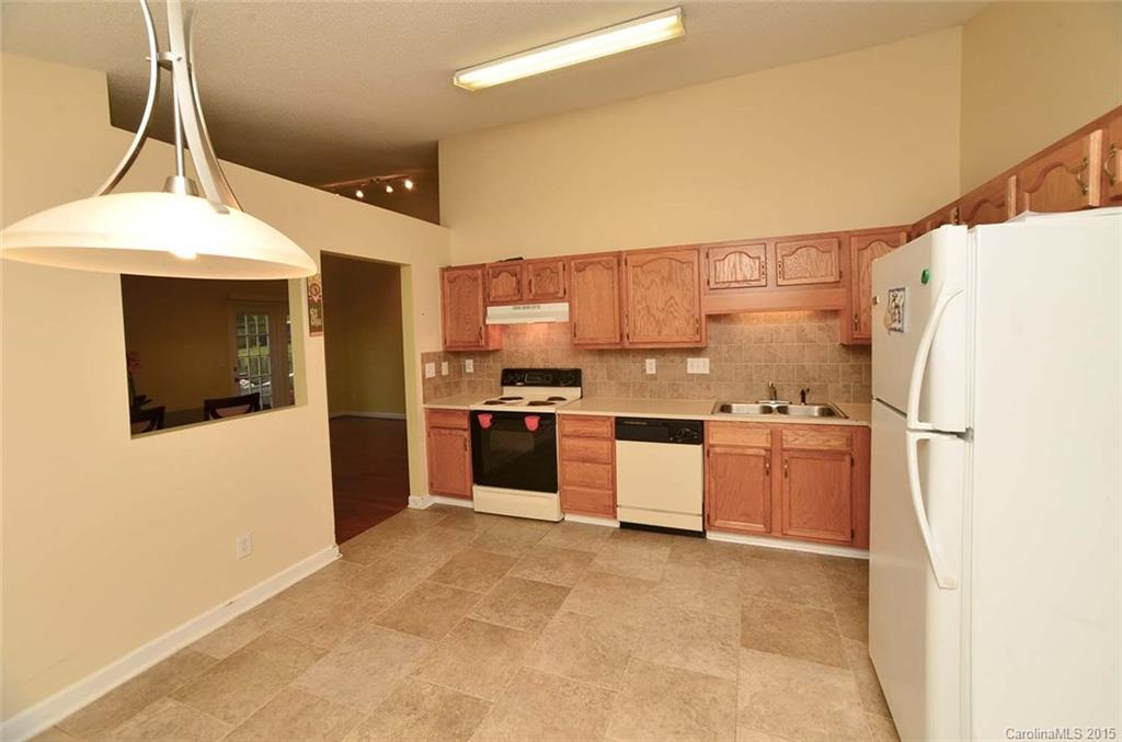 Mcdowell Meadows - Residential Lease