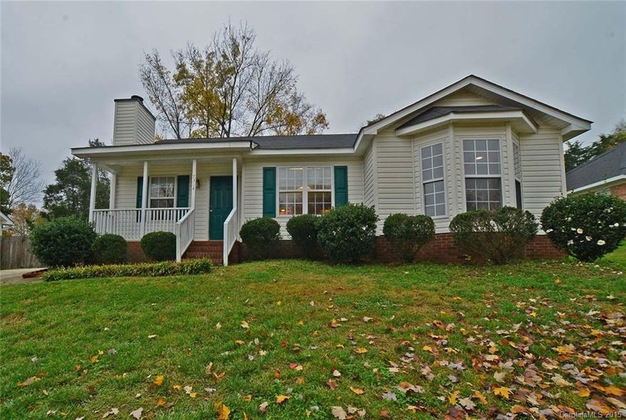3 bedroom, 2 bathroom home with bonus room conveniently located off S. Tryon in Charlotte. Excellent location with easy access to I-485, I-77, and several shopping plazas (Publix, Walmart, and Ayrsley Town Center just to name a few!) Enjoy the open floorplan in this home with plenty of storage. Kitchen appliances are included, and washer/dryer hookups are provided. Bonus room offers bright, natural light and Custom built-ins. Pets are conditional. *Home to be painted in neutral color*