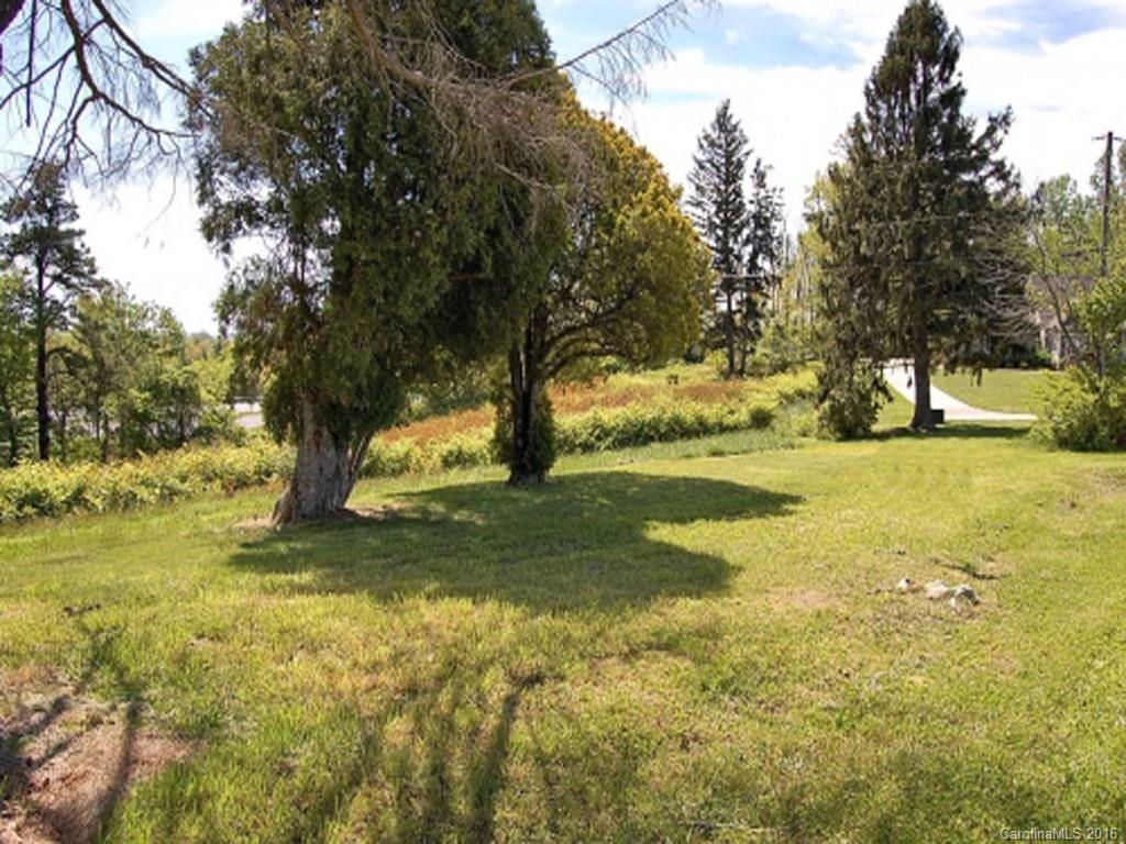 Christophers Crossing - Land