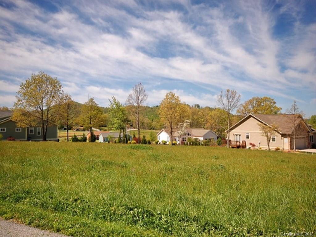 Christophers Crossing - Land