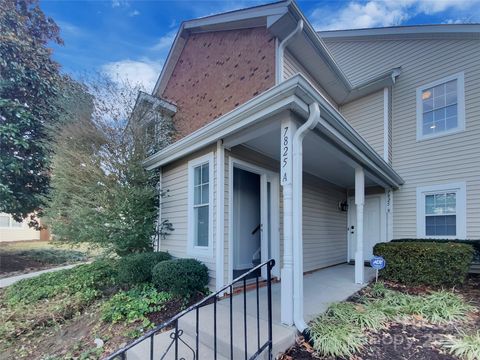 Photo of 7825 Renaissance Court #A, Charlotte, NC 28226 (MLS # 4328970)
