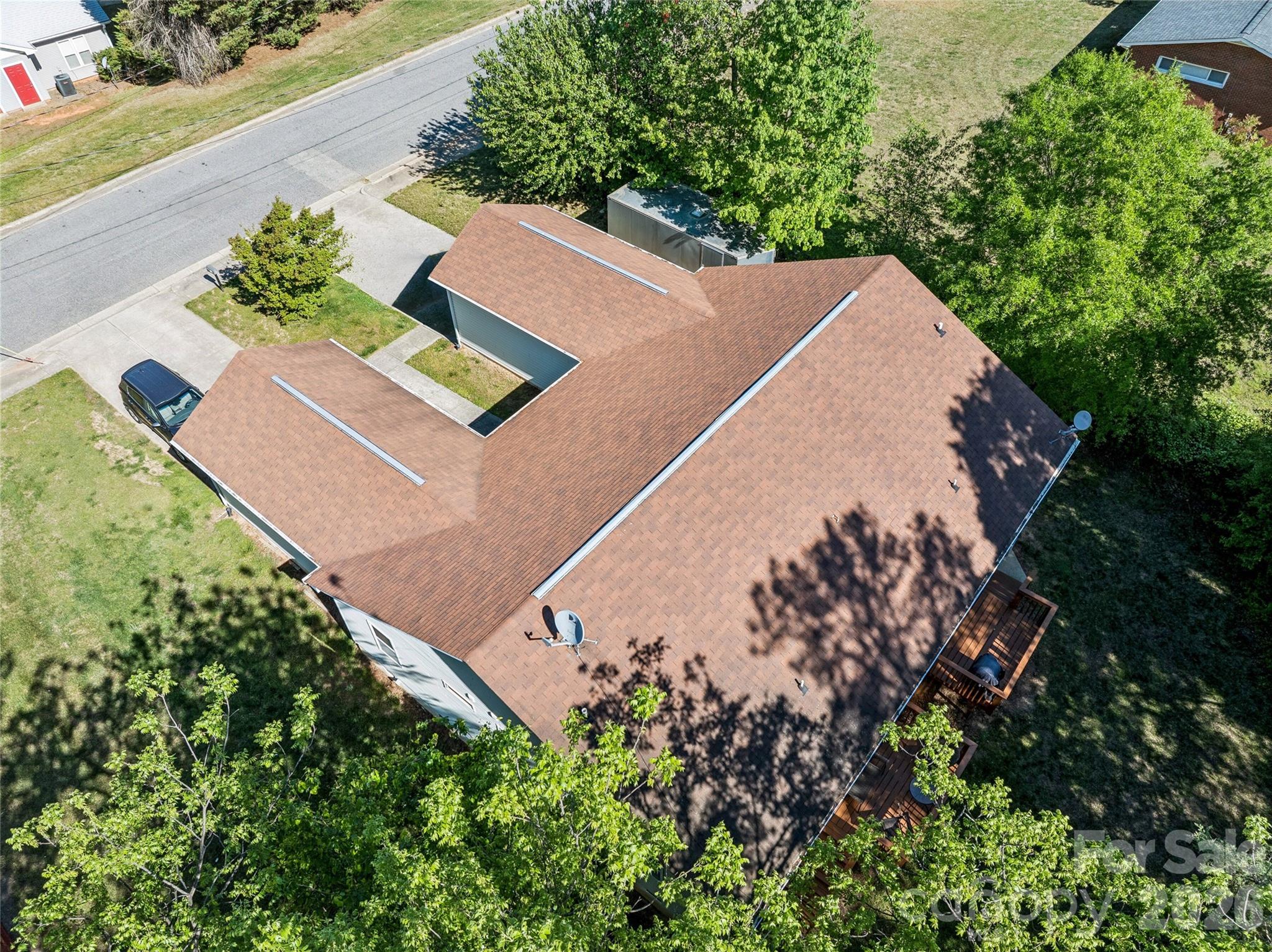 329 W Mcneely Avenue