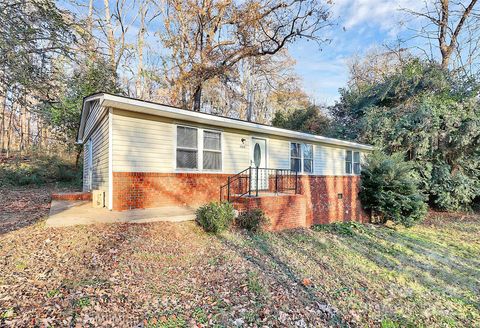 Photo of 5325 Cold Harbor Drive, Charlotte, NC 28214 (MLS # 4330438)
