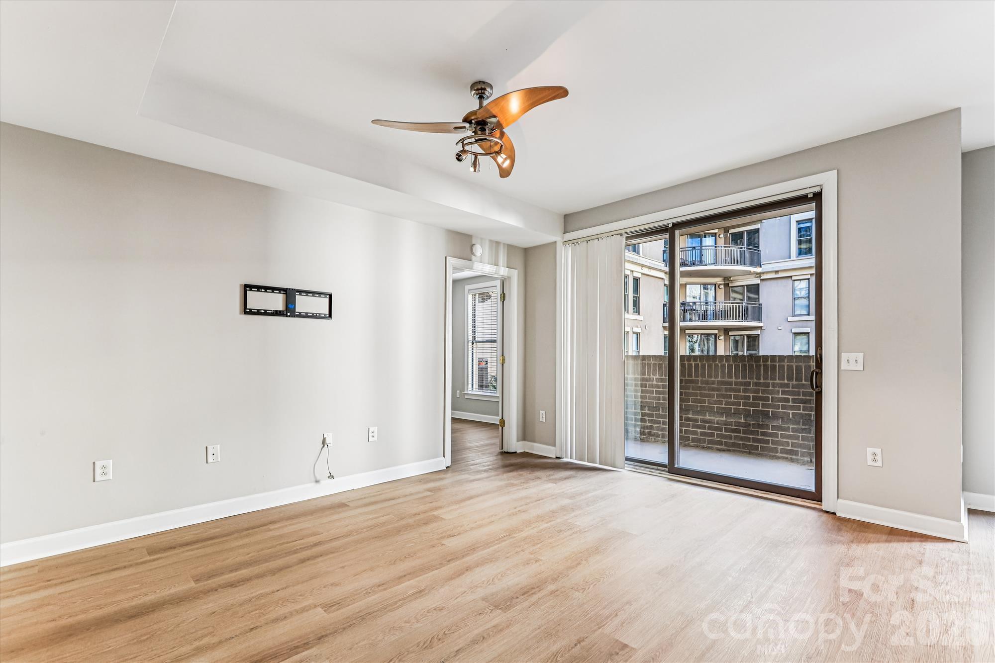 Gateway Plaza - Residential